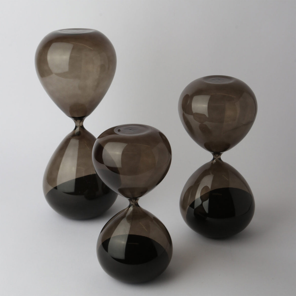 Hourglass | Small - Smoke/Black