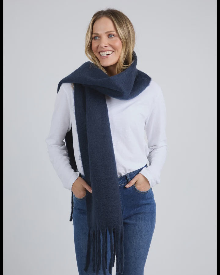 Comfy Scarf / Navy
