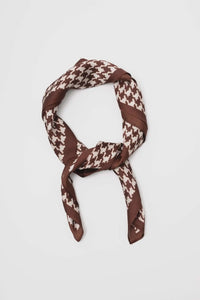 Houndstooth Scarf /  Chocolate