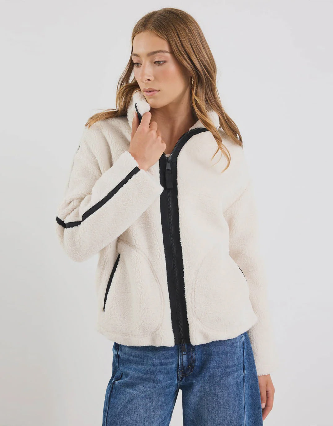 Chalet Taupe Sherpa Collared Jacket / Taupe