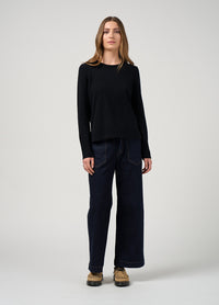 Uni Sweater /  Black