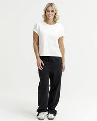 Avenue Pants / Black & Black Matt X