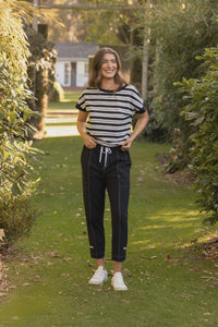 Tone Pant / Relaxed Leg Ankle Grazer Pant / Black