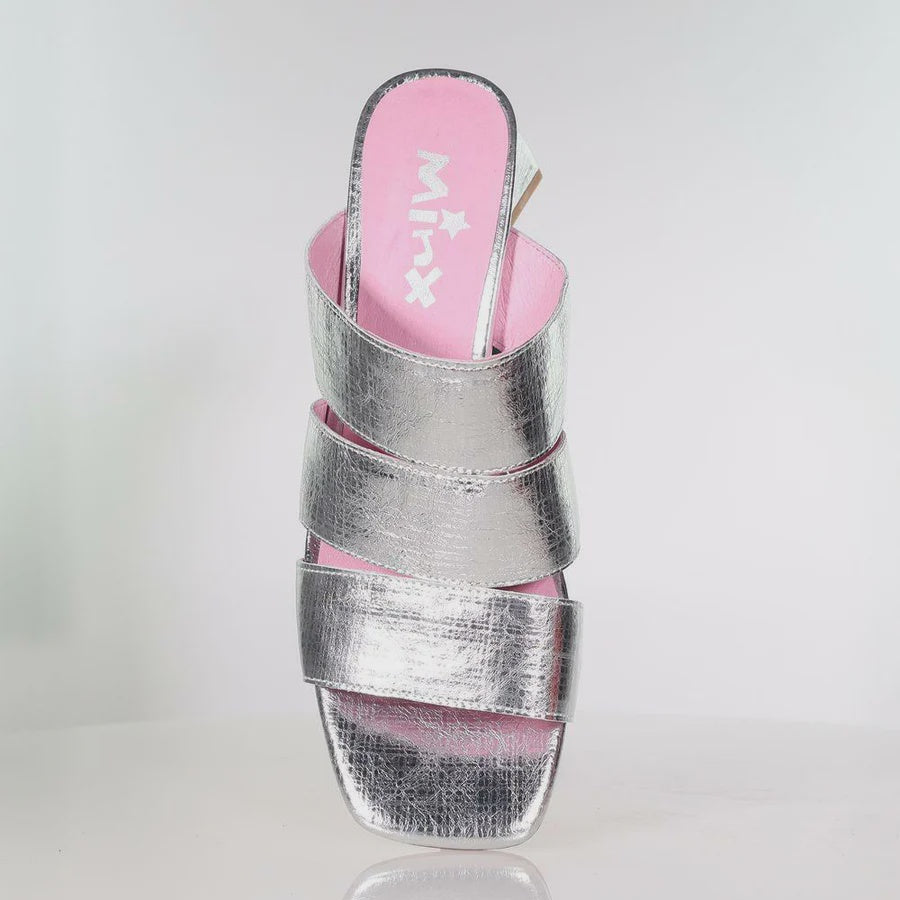 Finesse - Silver Emboss