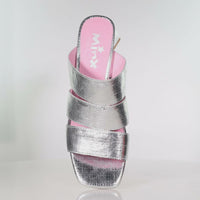 Finesse - Silver Emboss