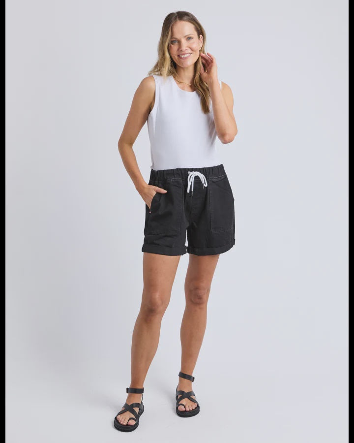 Emma Relaxed Short /Black