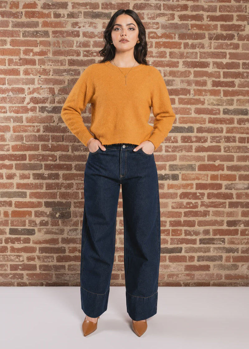 Adept Jumper / Manderin