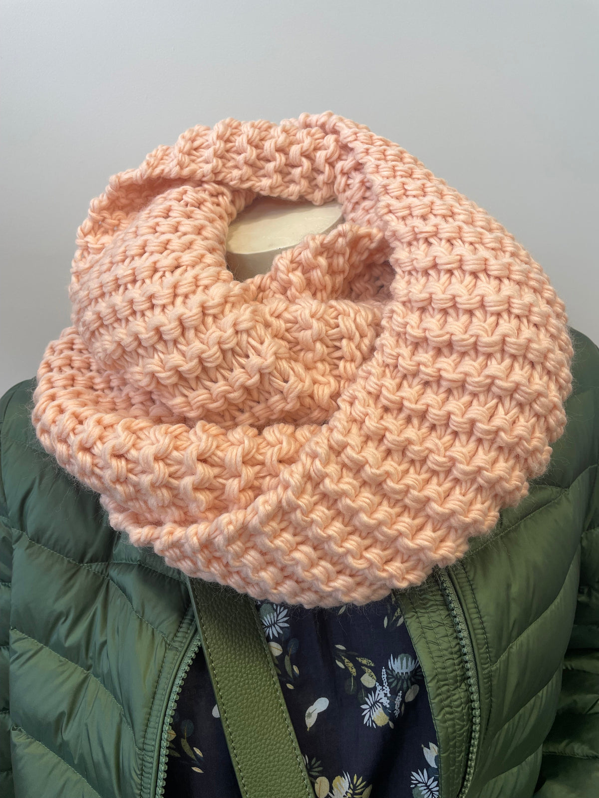 Organic Loop Scarf / Pink