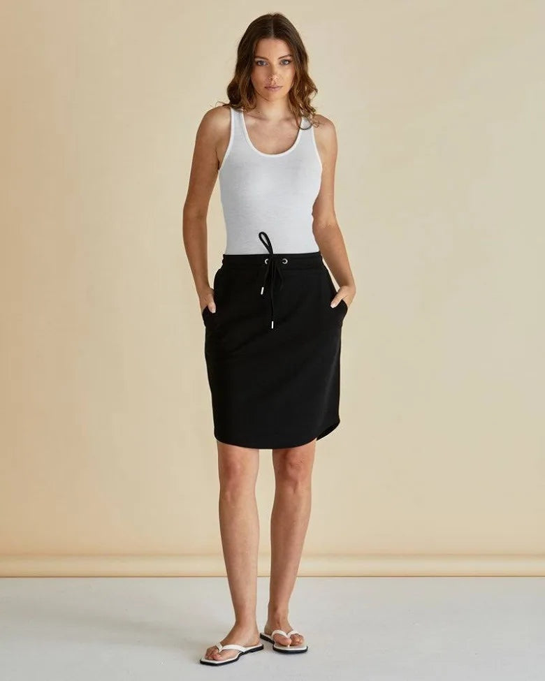 Retreat Skirt - Black