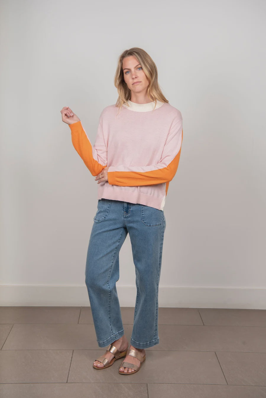 Queens Reversible Crew Knit Top / Petal