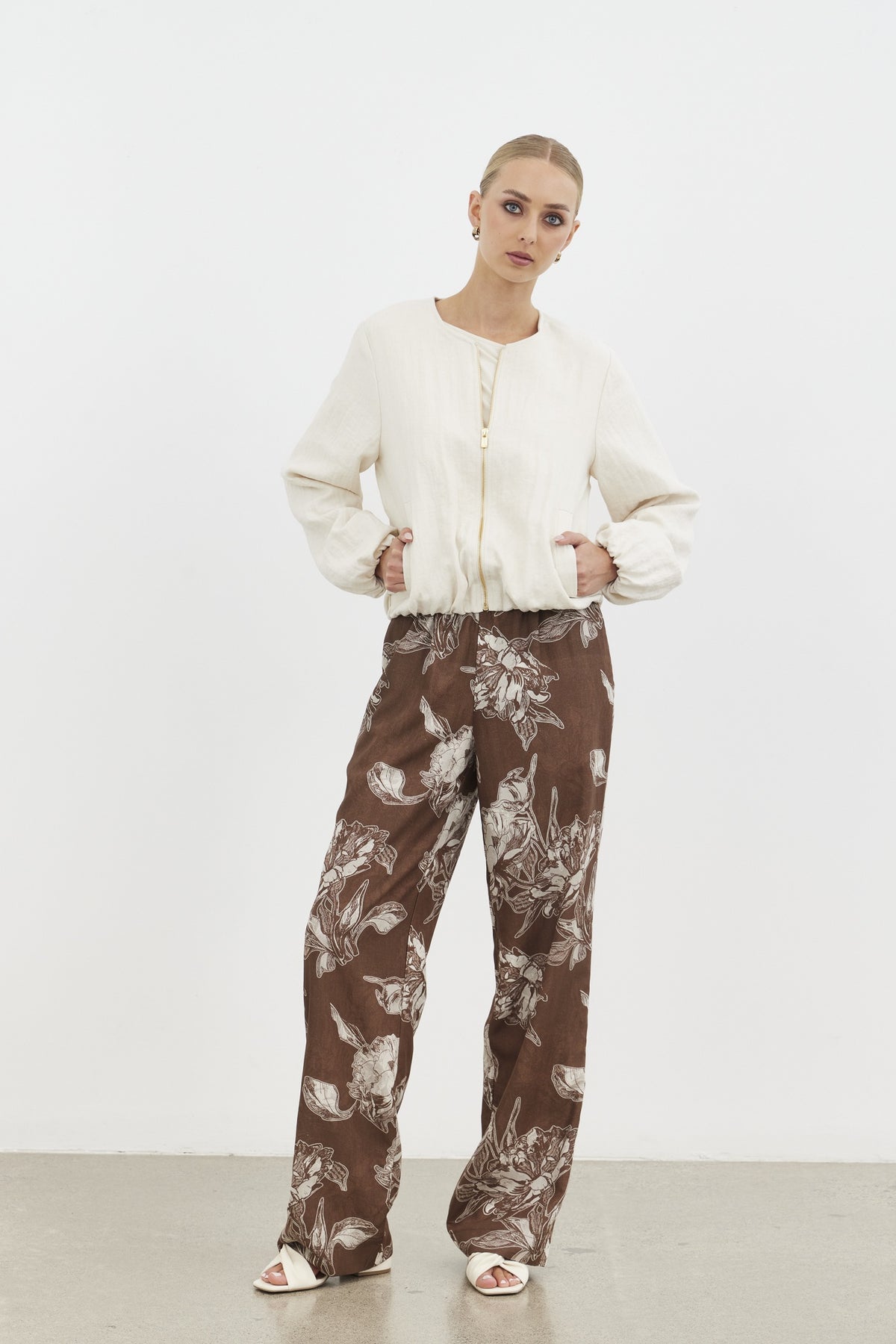 Ceres Bubble-Hem Bomber - Ecru