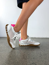 Luxe Runner - Mesh Ivory/Pink