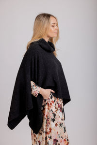 Nessie Cape - Charcoal
