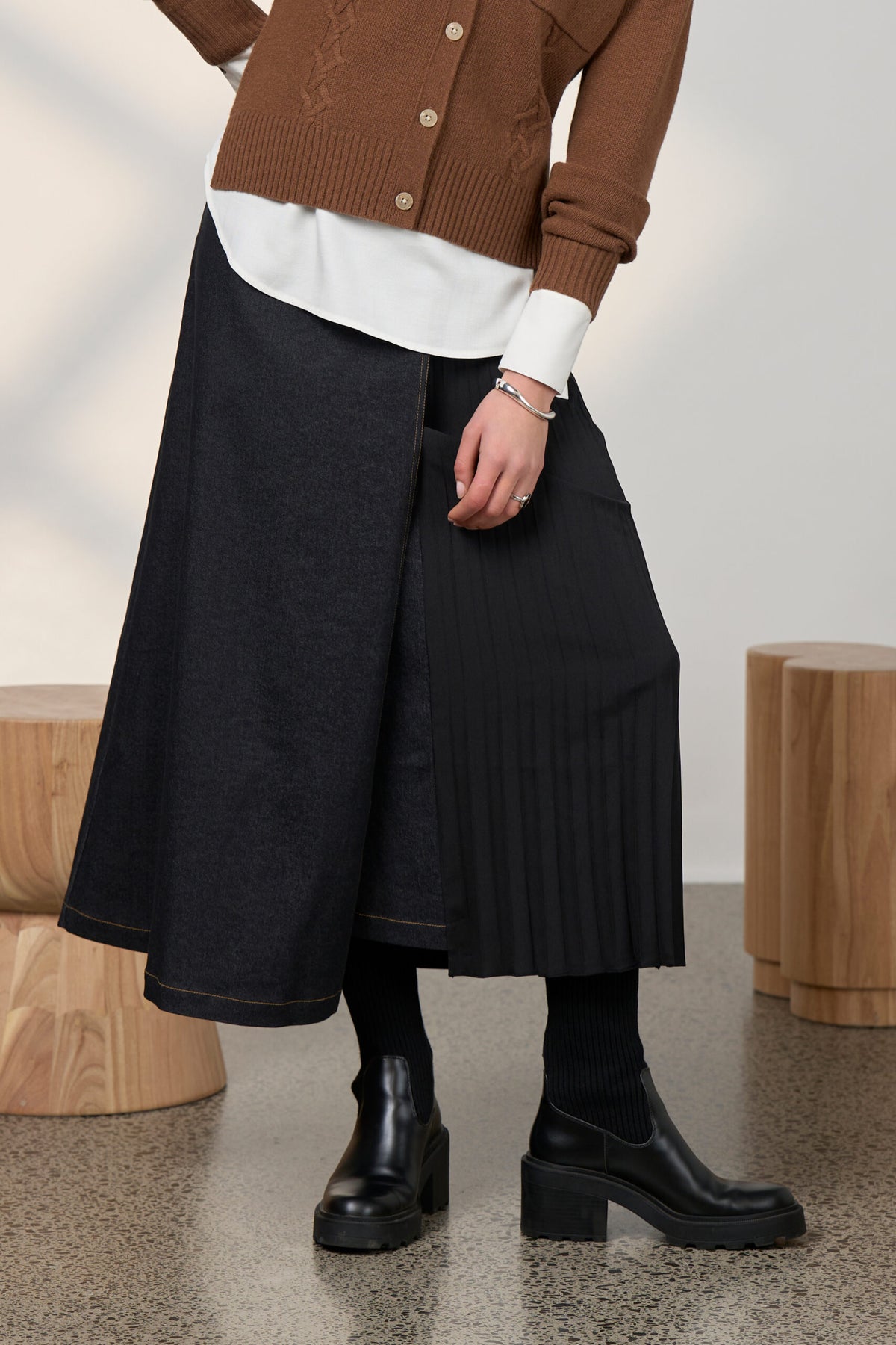 Nova Skirt - Black