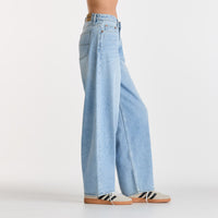 Mid Barrel Jean - Brightside Fade