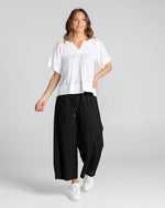 Ria Pant -Black