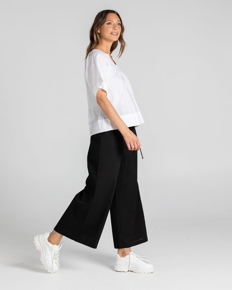 Ria Pant -Black