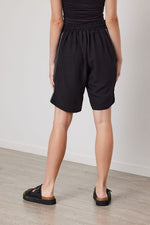 Vine Short - Black