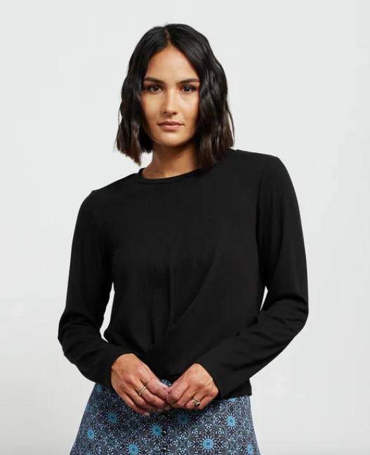 Twist Tee LS - Black