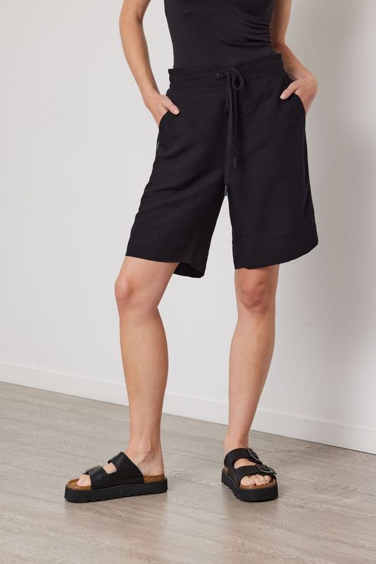 Vine Short - Black