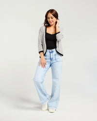 Quinn Cardi - Ebony Fleck