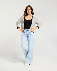 Quinn Cardi - Ebony Fleck