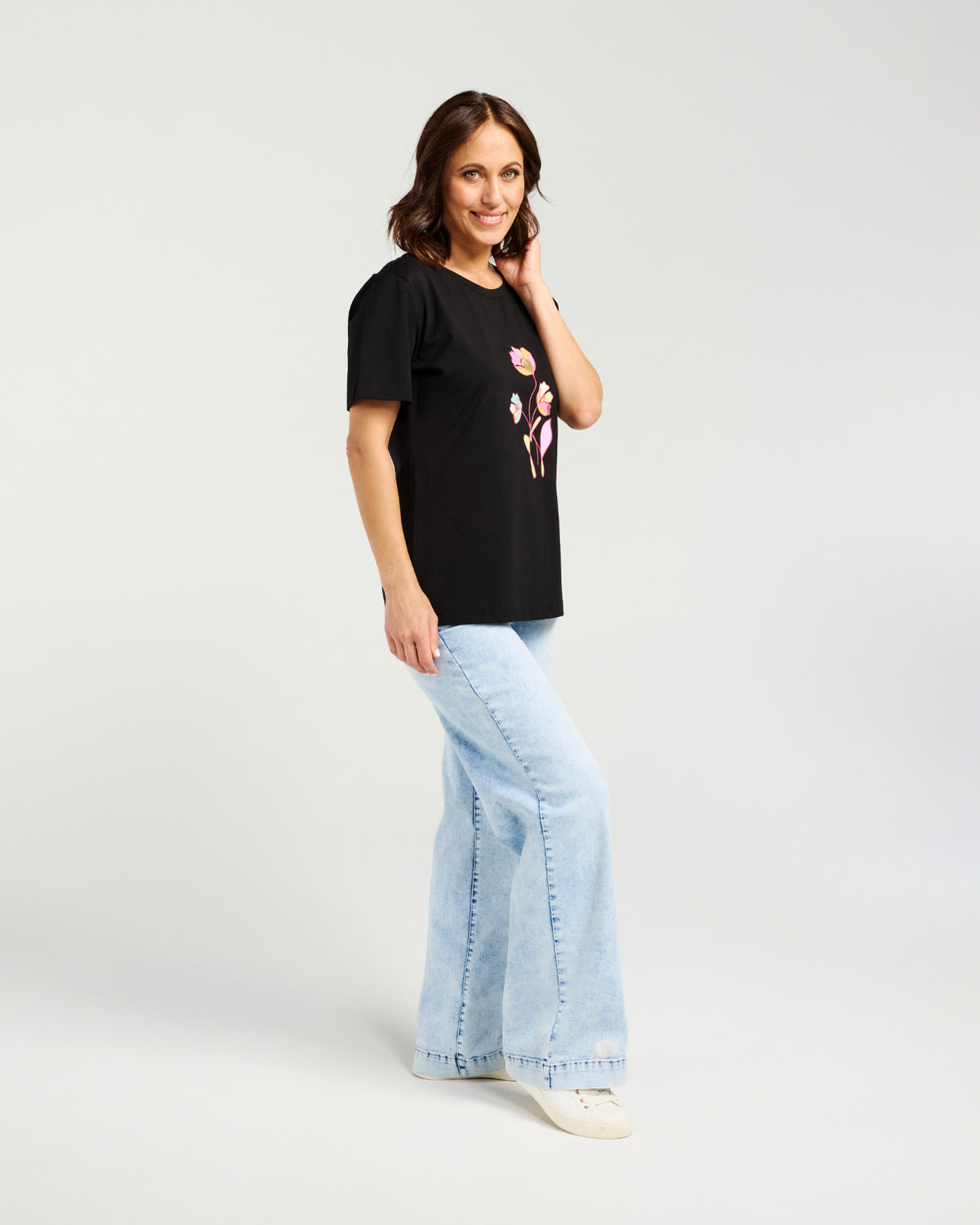 Lara T-Shirt - Black