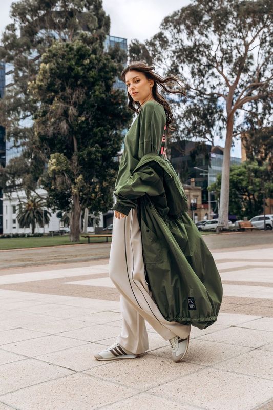 Longline Spray - Olive