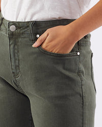 Aja Bermuda Short - Khaki
