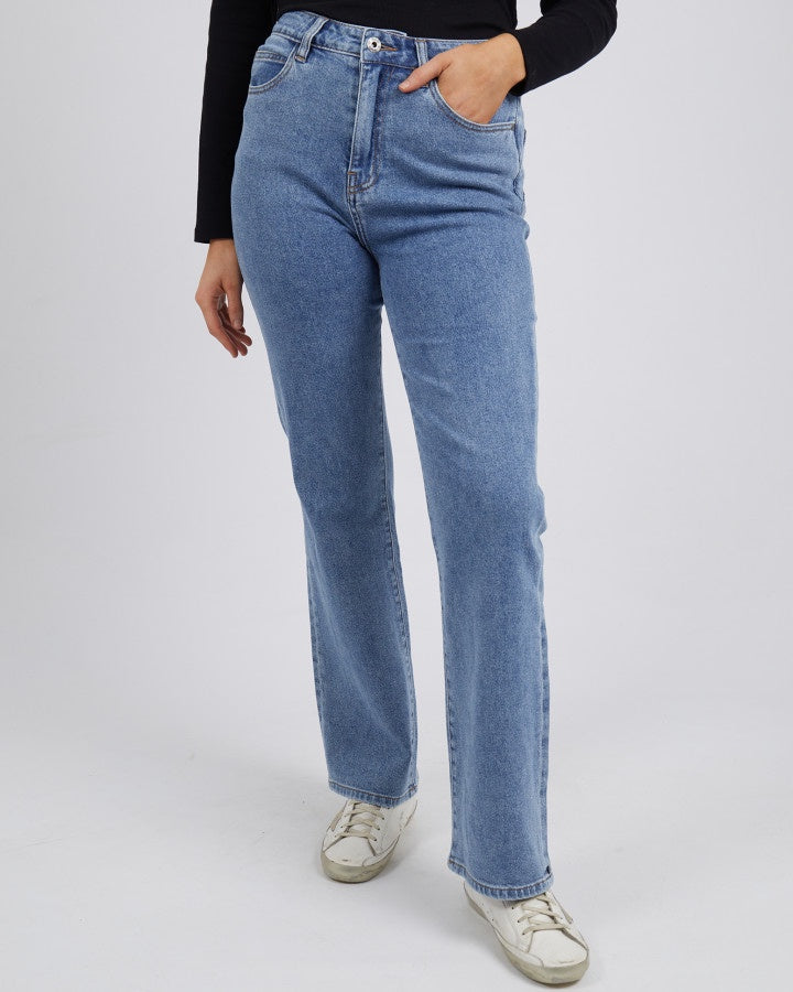 Clara Bootleg Jean