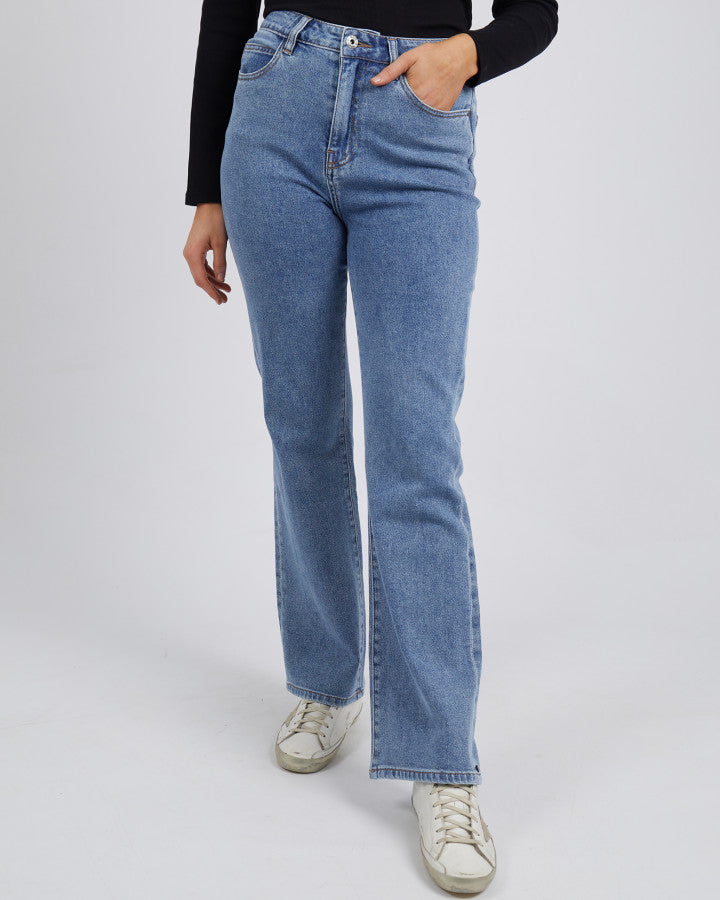 Clara Bootleg Jean