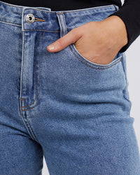 Clara Bootleg Jean
