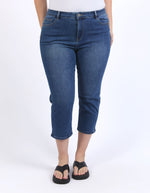 Mollie Capri Jean - Mid Blue Wash