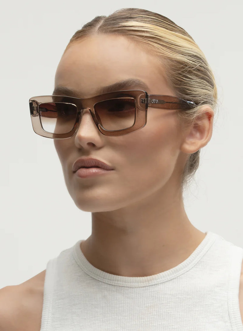 Marsha Sunglasses - Transparent/Olive