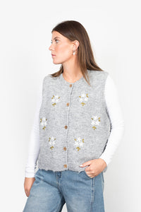 Maude Vest