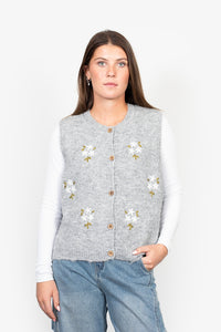 Maude Vest