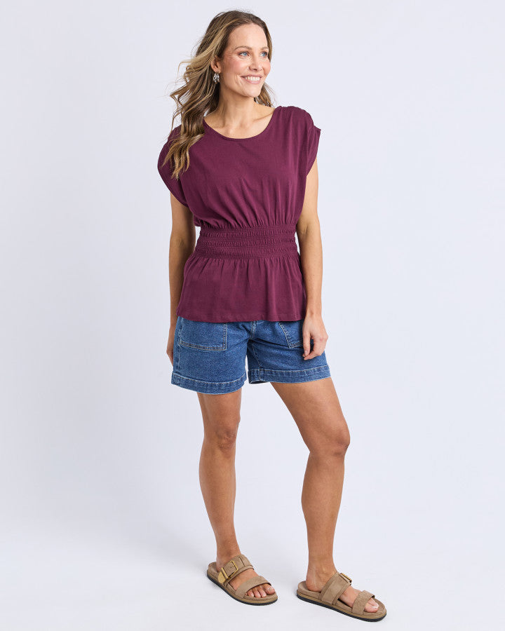 Nelle Tee - Merlot