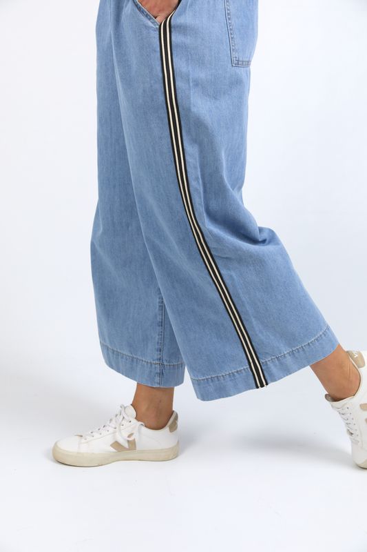 Greta Wide Leg Pant - Light Blue Wash