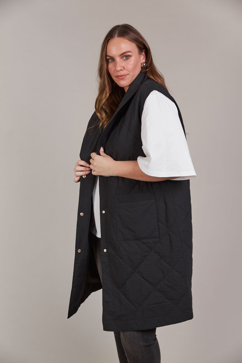 Argo Long Line Vest - Black