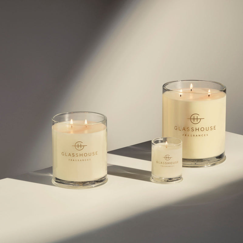 380g Candle - Sunsets in Capri - WHITE PEACH & SEA BREEZE